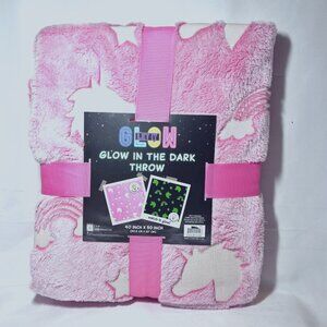 Let it Glow-NWT-Glow in Dark Unicorn, Stars,Rain-40" x 50" Throw-Soft Pink/White